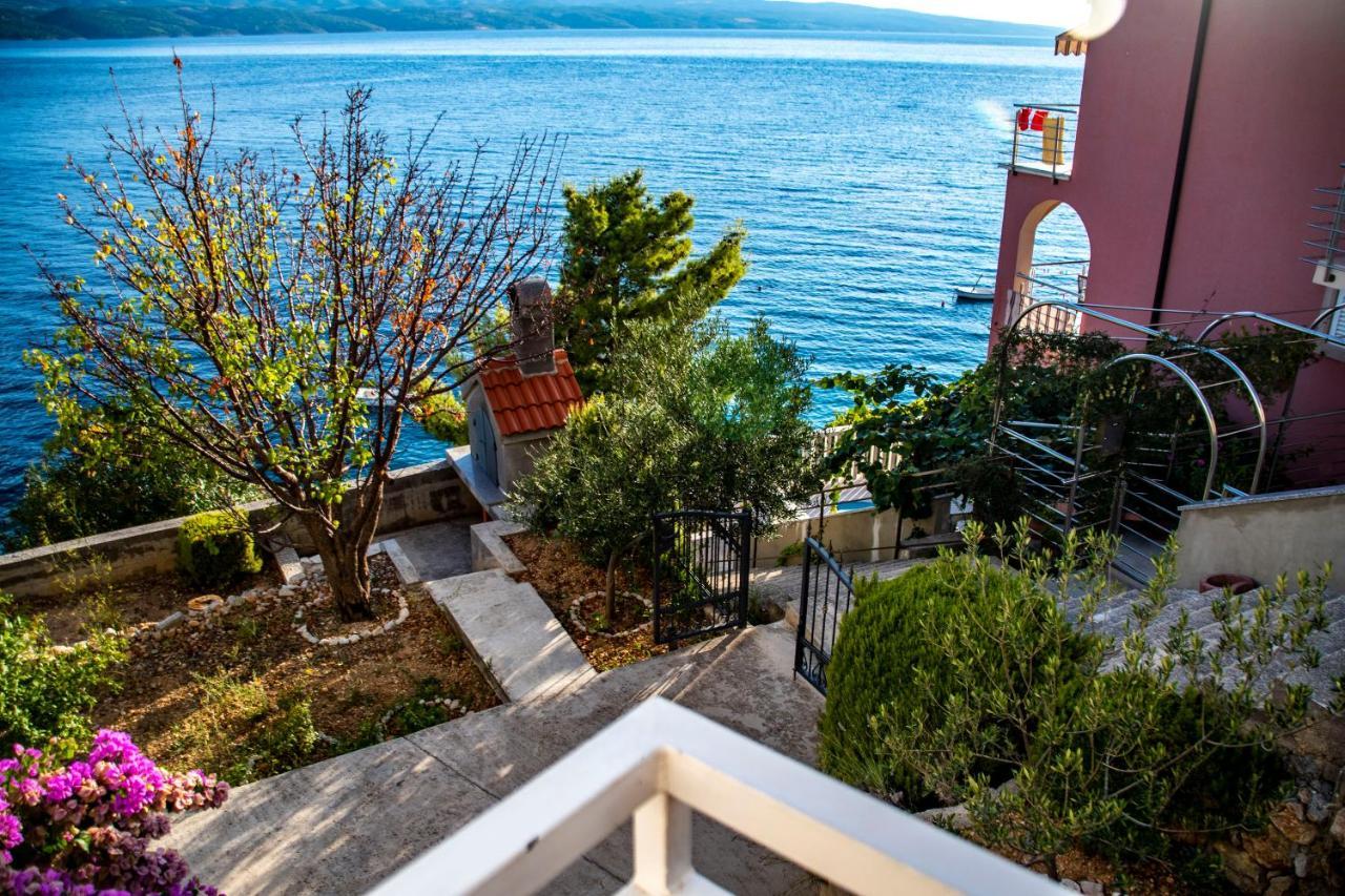Apartments Lile By The Sea, Celina Zavode Eksteriør billede